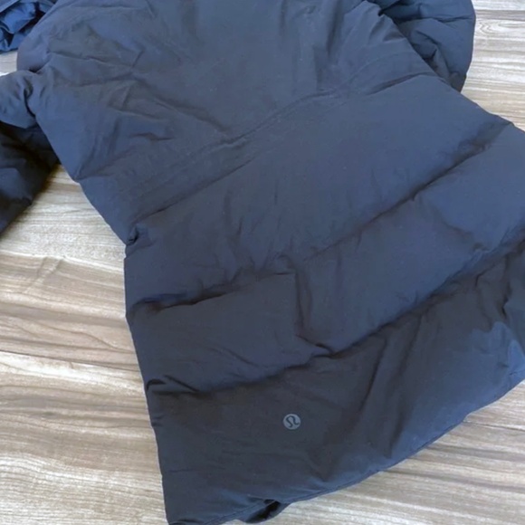 Beautiful Lululemon Down Puffer - Picture 8 of 11